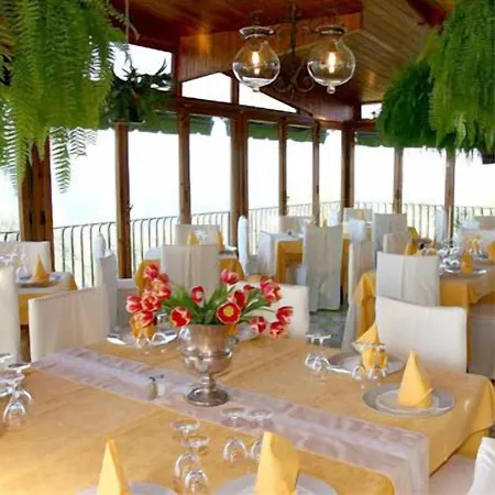 Hotel Pina Antico Francischiello 3*
