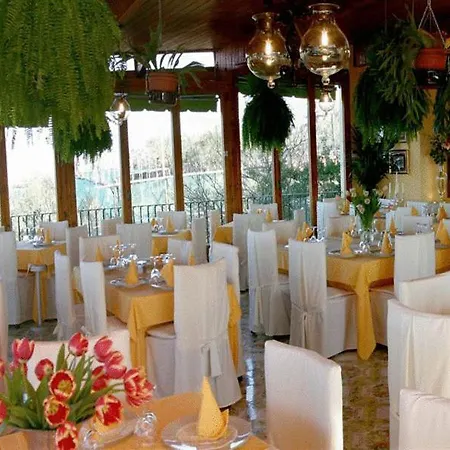 Pina Antico Francischiello Hotel 3*