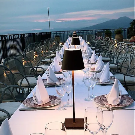 Pina Antico Francischiello Hotell