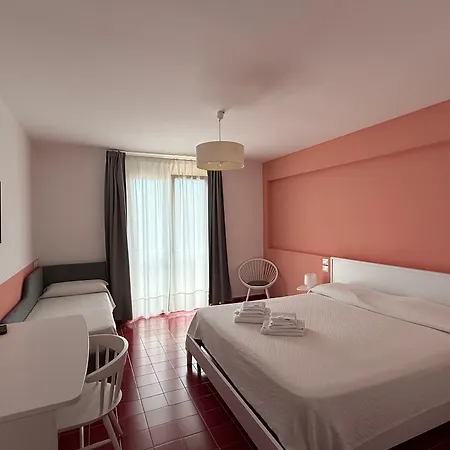 Hotel Pina Antico Francischiello 3*
