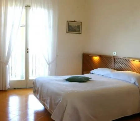 Hotell Pina Antico Francischiello