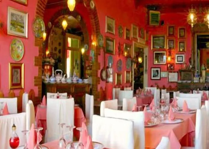 Отель Pina Antico Francischiello